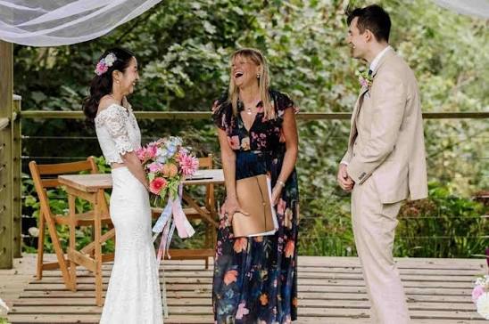 professional wedding celebrant